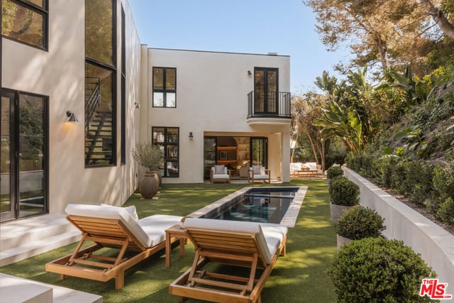 1417 Bluebird Avenue, Los Angeles, CA 90069 — photo 24 of 28
