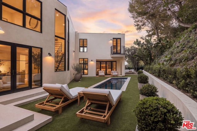 1417 Bluebird Avenue, Los Angeles, CA 90069 — photo 27 of 28