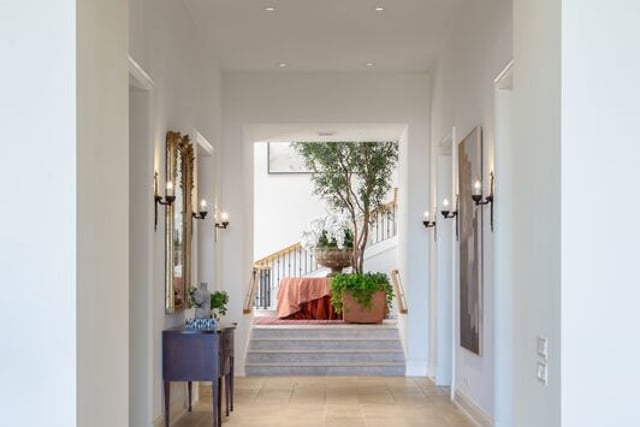 1672 Waynecrest Drive, Beverly Hills, CA 90210 — photo 13 of 35