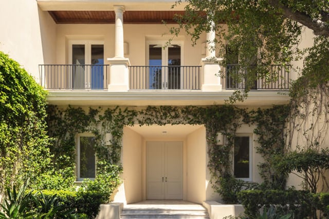 1672 Waynecrest Drive, Beverly Hills, CA 90210 — photo 9 of 35