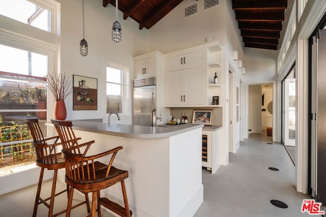 931 Chautauqua Boulevard, Pacific Palisades, CA 90272 — photo 11 of 51