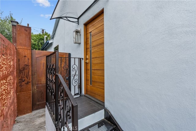 17660 Martha, Los Angeles, CA 91316 — photo 26 of 73