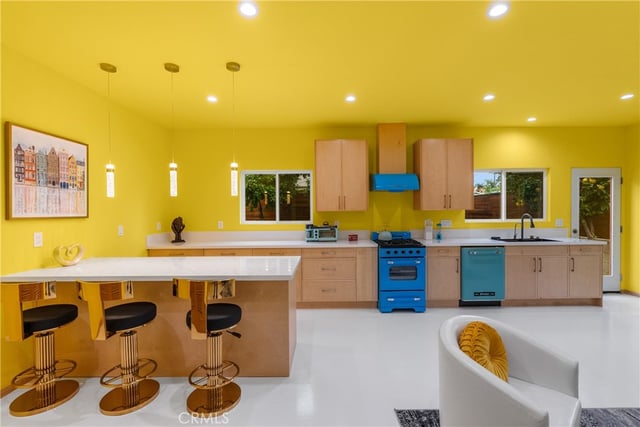 17660 Martha, Los Angeles, CA 91316 — photo 46 of 73
