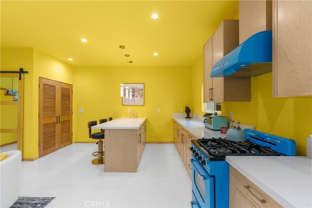 17660 Martha, Los Angeles, CA 91316 — photo 48 of 73