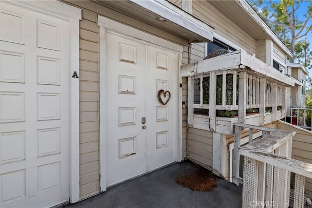 4652 Don Lorenzo B, Los Angeles, CA 90008 — photo 4 of 31