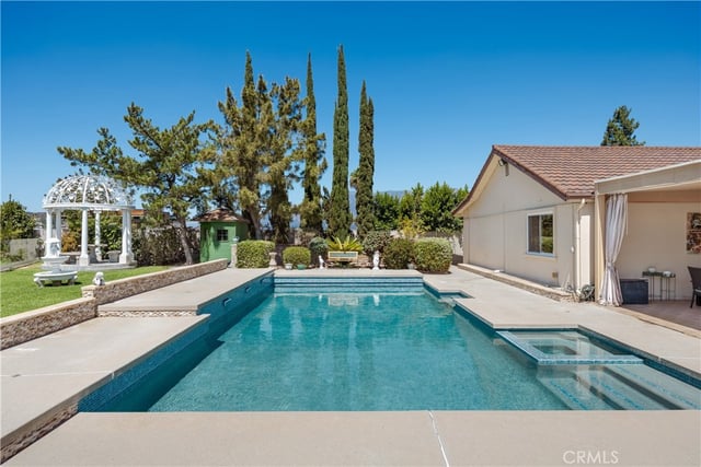 3851 Karen Lynn Drive, Glendale, CA 91206 — photo 37 of 45