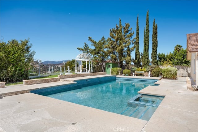 3851 Karen Lynn Drive, Glendale, CA 91206 — photo 38 of 45