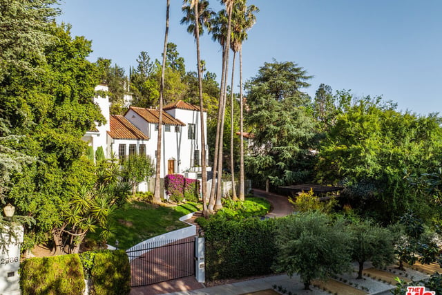 2556 Aberdeen Avenue, Los Angeles, CA 90027 — photo 2 of 69