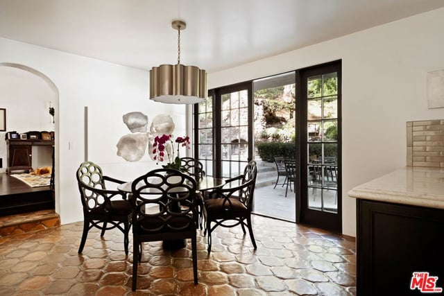2556 Aberdeen Avenue, Los Angeles, CA 90027 — photo 23 of 69