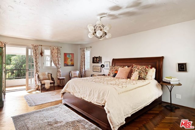 2556 Aberdeen Avenue, Los Angeles, CA 90027 — photo 42 of 69