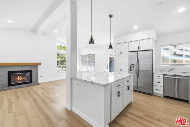 22320 Itasca Street, Chatsworth, CA 91311 — photo 7 of 61