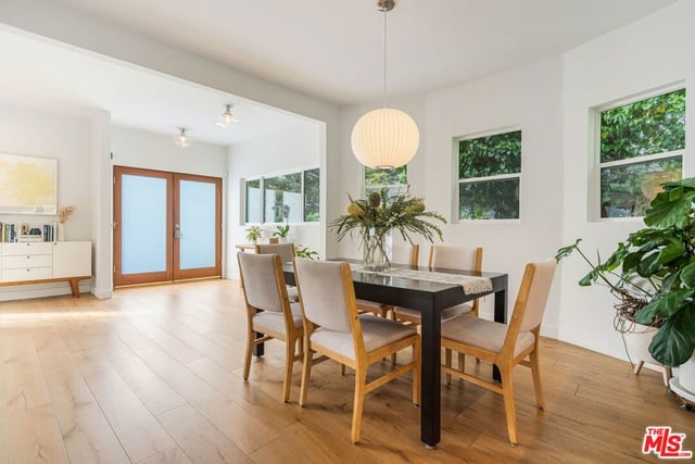 416 Brooks Avenue, Venice, CA 90291 — photo 8 of 26