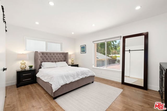16141 Dickens Street, Los Angeles, CA 91436 — photo 8 of 19