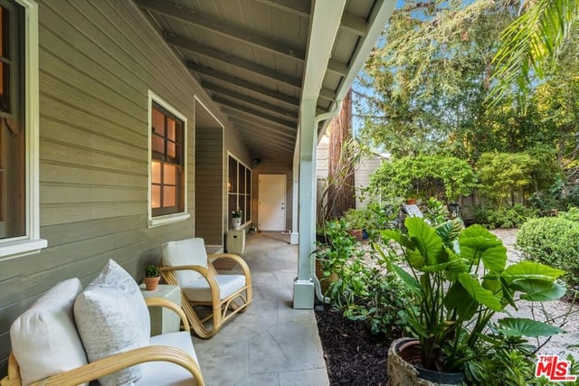14633 Valley Vista Boulevard, Los Angeles, CA 91403 — photo 4 of 57