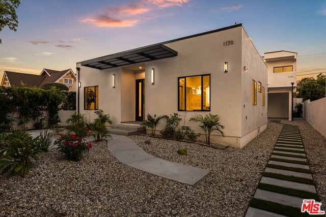 1170 S Lucerne Boulevard, Los Angeles, CA 90019 — photo 43 of 44