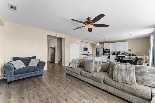 1234 Wellington Drive, Palmdale, CA 93551 — photo 16 of 54