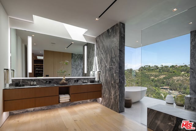 10733 Stradella Court, Los Angeles, CA 90077 — photo 19 of 36