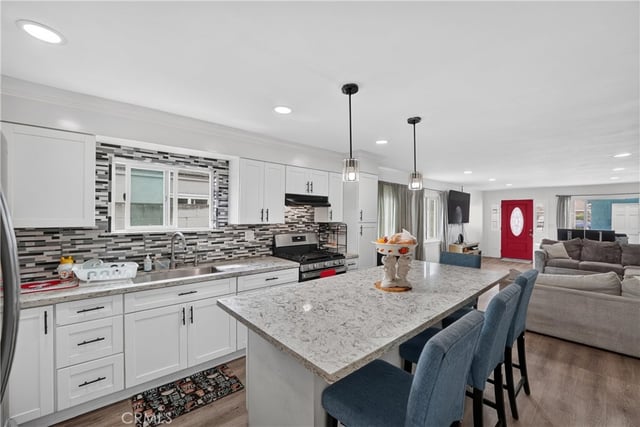 2166 Fashion Avenue, Long Beach, CA 90810 — photo 9 of 30