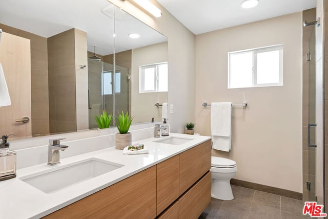 820 S Wilton Place 306, Los Angeles, CA 90005 — photo 10 of 14