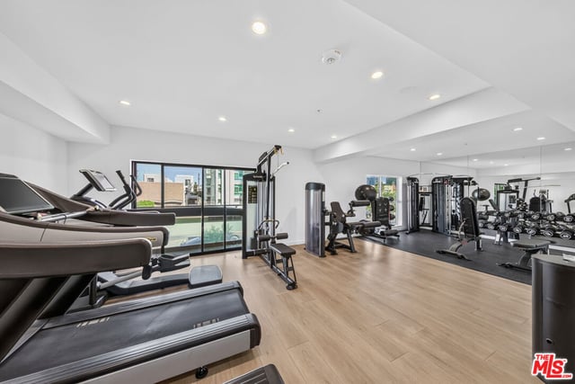 321 S Oxford Avenue 603, Los Angeles, CA 90010 — photo 17 of 22