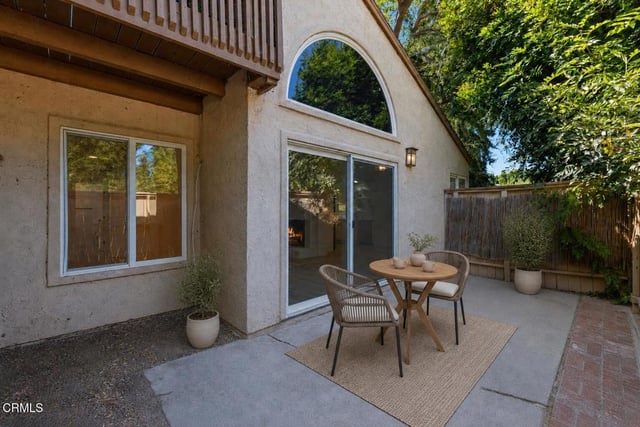 22330 Victory Boulevard 604, Los Angeles, CA 91367 — photo 21 of 22