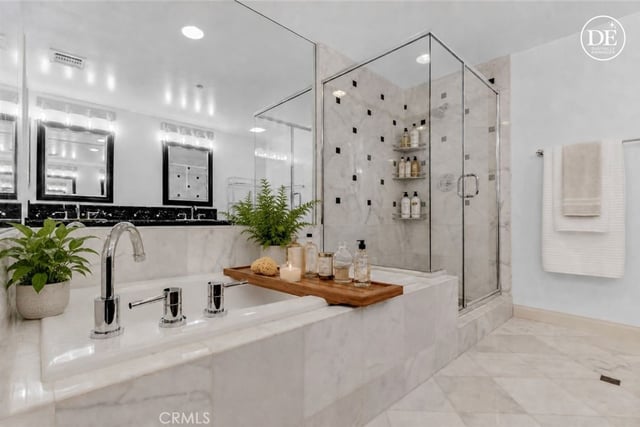 4424 Whitsett Avenue 110, Studio City, CA 91604 — photo 17 of 34