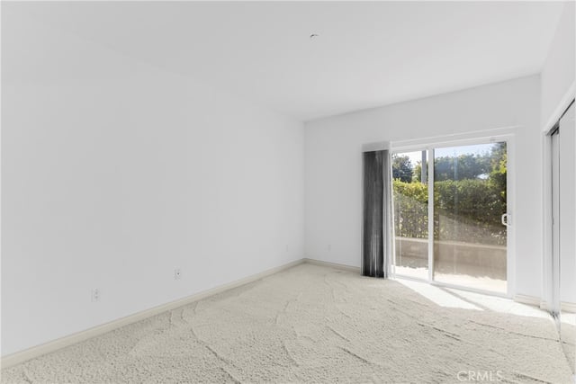 4424 Whitsett Avenue 110, Studio City, CA 91604 — photo 20 of 34