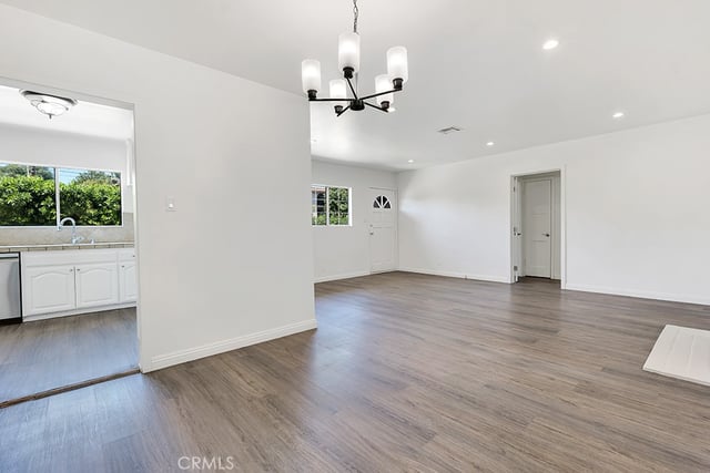 6056 Woodman Avenue, Van Nuys, CA 91401 — photo 15 of 48