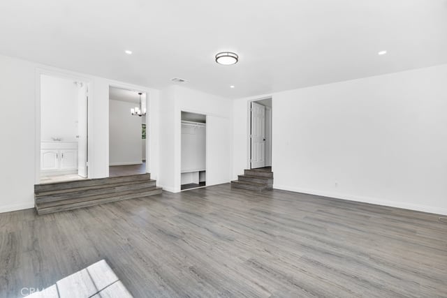 6056 Woodman Avenue, Van Nuys, CA 91401 — photo 29 of 48