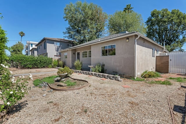 6056 Woodman Avenue, Van Nuys, CA 91401 — photo 35 of 48