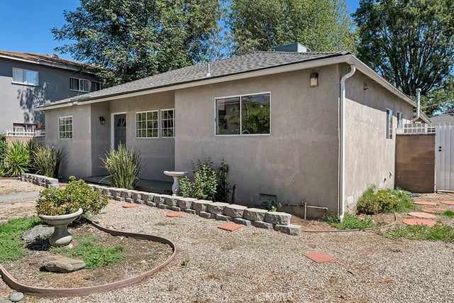 6056 Woodman Avenue, Van Nuys, CA 91401 — photo 4 of 48