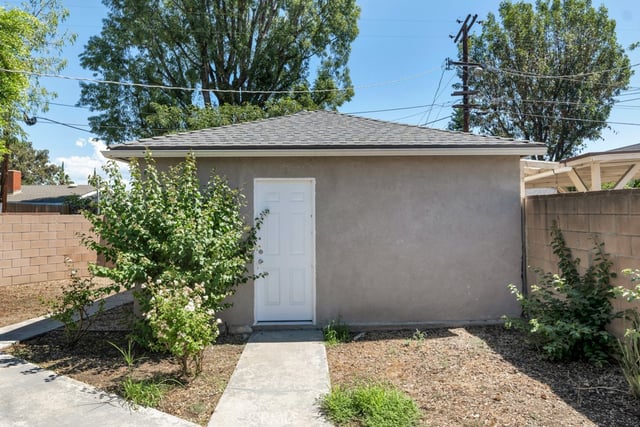 6056 Woodman Avenue, Van Nuys, CA 91401 — photo 41 of 48