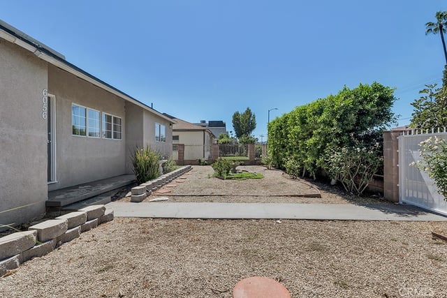 6056 Woodman Avenue, Van Nuys, CA 91401 — photo 5 of 48