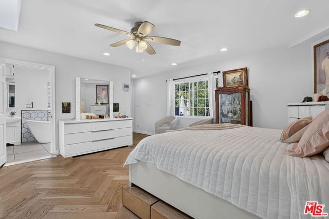 5121 Morella Avenue, Valley Village, CA 91607 — photo 12 of 33
