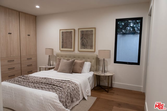 3436 Longridge Avenue, Sherman Oaks, CA 91423 — photo 17 of 29