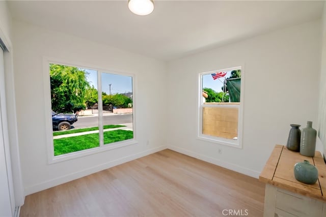 2391 Fashion Ave, Long Beach, CA 90810 — photo 15 of 35