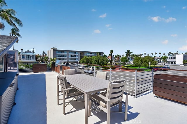 56 The Colonnade, Long Beach, CA 90803 — photo 49 of 63