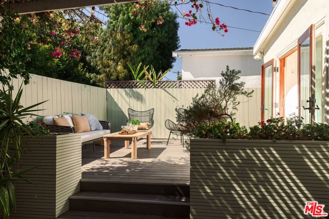 2429 Cloy Avenue, Venice, CA 90291 — photo 12 of 25