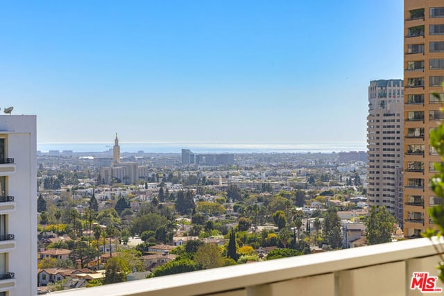 10375 Wilshire Boulevard 14HK, Los Angeles, CA 90024 — photo 16 of 23