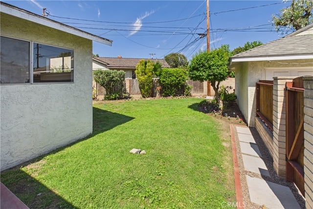 1902 Lees Avenue, Long Beach, CA 90815 — photo 32 of 41