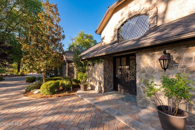 5676 Colodny Drive, Agoura Hills, CA 91301 — photo 14 of 73