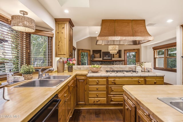 5676 Colodny Drive, Agoura Hills, CA 91301 — photo 36 of 73