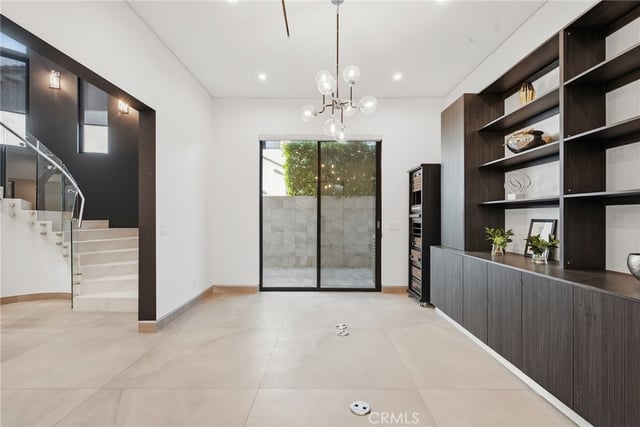 5239 Avenida Hacienda, Tarzana, CA 91356 — photo 35 of 75