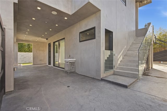 5239 Avenida Hacienda, Tarzana, CA 91356 — photo 49 of 75
