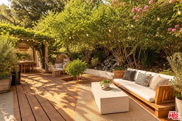 3613 Lankershim Boulevard, Los Angeles, CA 90068 — photo 16 of 19
