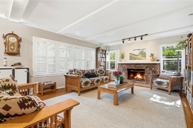 4963 Haskell, Encino, CA 91436 — photo 7 of 45