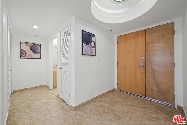8559 Alcott Street 104, Los Angeles, CA 90035 — photo 15 of 33
