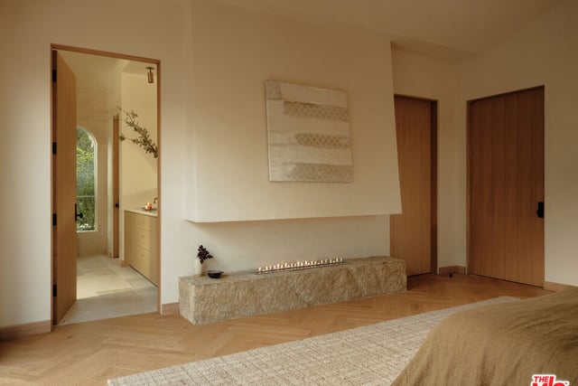 411 N Bowling Green Way, Los Angeles, CA 90049 — photo 13 of 22