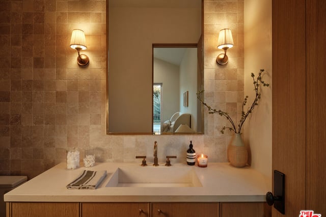 411 N Bowling Green Way, Los Angeles, CA 90049 — photo 18 of 22