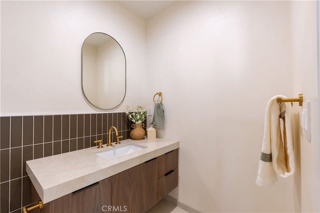 6132 W 82nd, Los Angeles, CA 90045 — photo 37 of 54